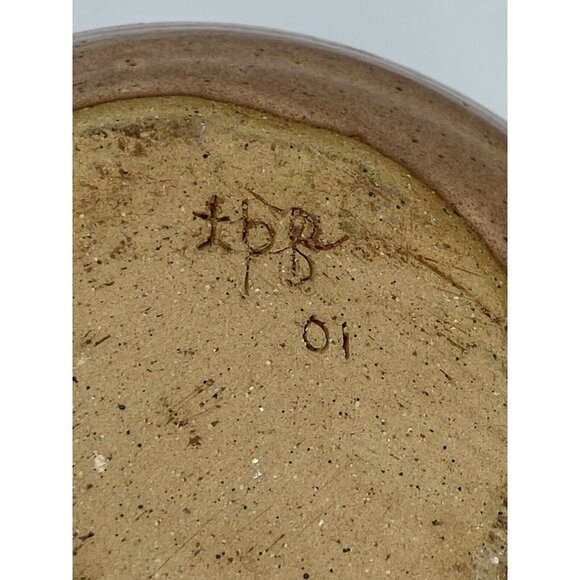 Handmade Art Pottery Vase Vintage 2001 Signed 4‎ Handled Milk Jug 9” Brown Tan - Picture 11 of 12